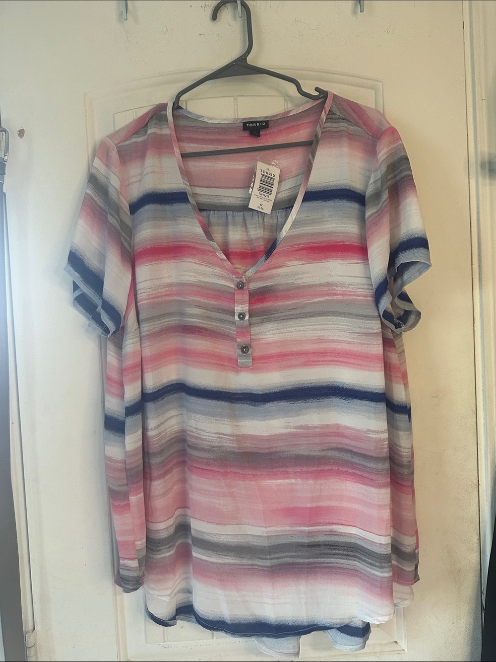 torrid MultiStriped Button-Down Top- 1X NWT